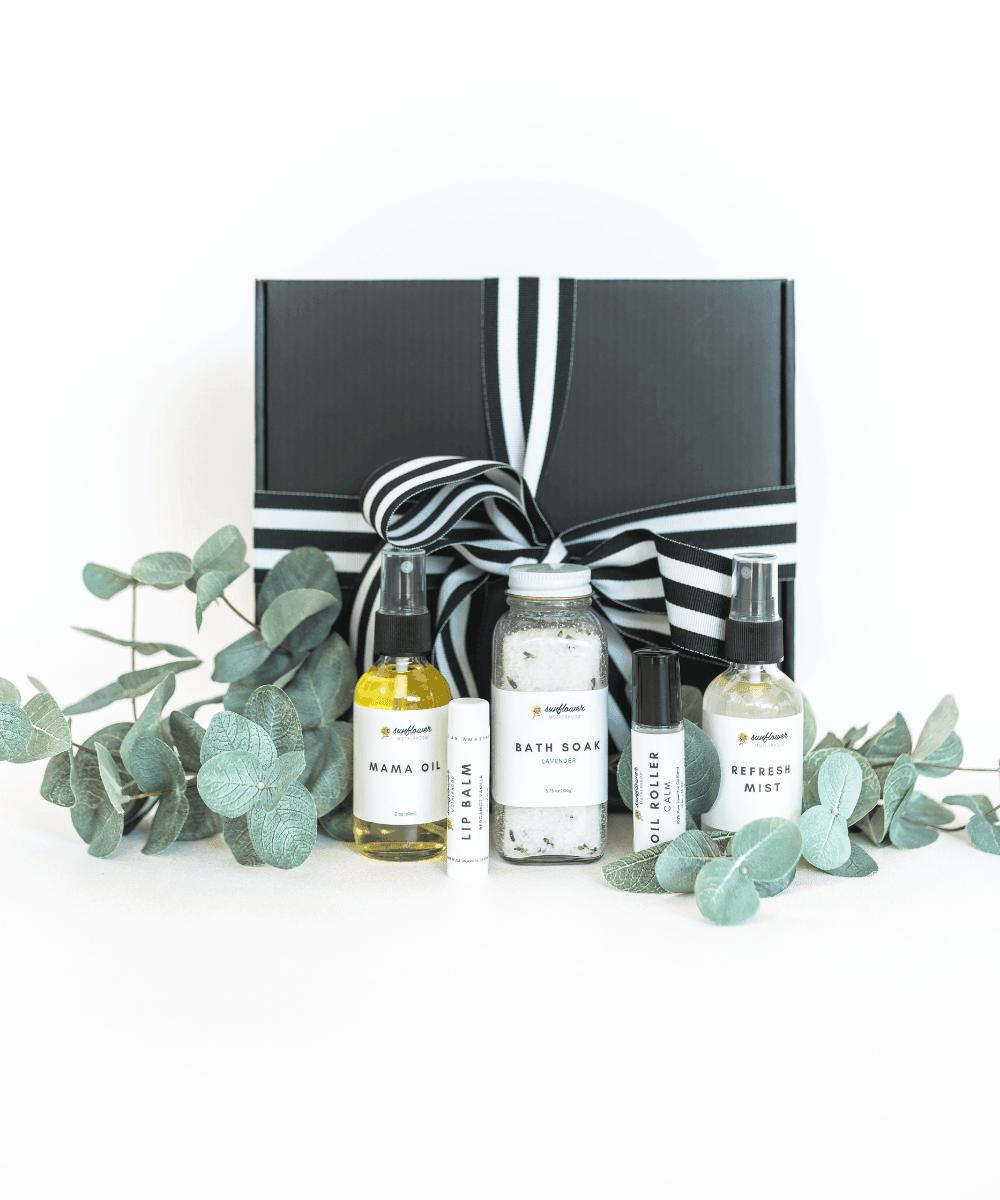 Self Care Gift Box: Luxurious bath & body gift set for babies, perfect for pampering and relaxation.
