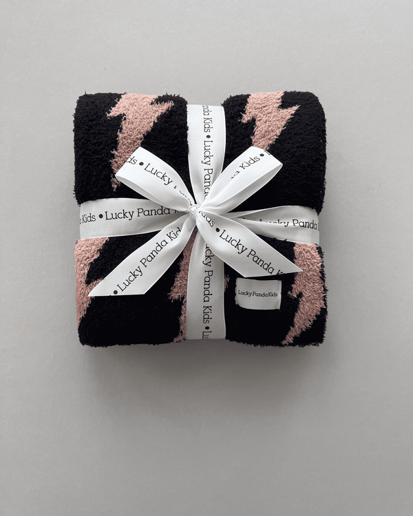 Lightning Bolt Fuzzy Blanket | Mocha - MOOGCO Baby