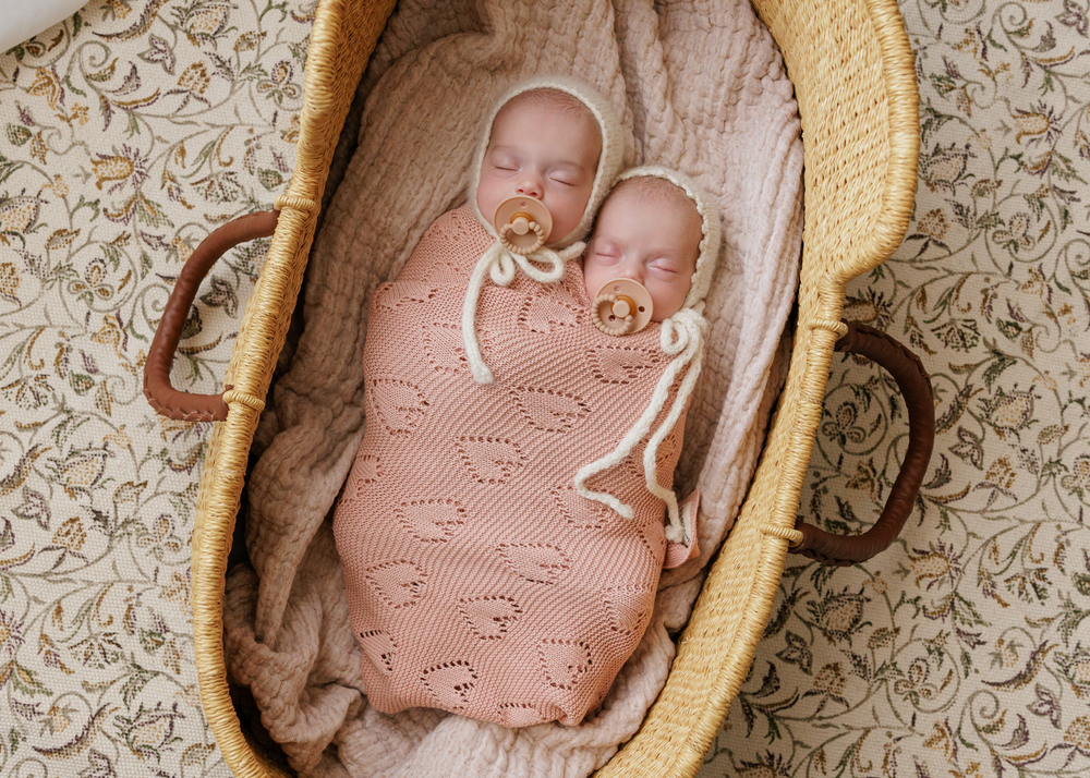 100% Cotton Luxury Knit Heart Swaddle Baby Blanket - MOOGCO Baby