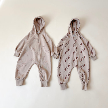 Bow X Bolt Hood Zip Jumpsuit - MOOGCO Baby