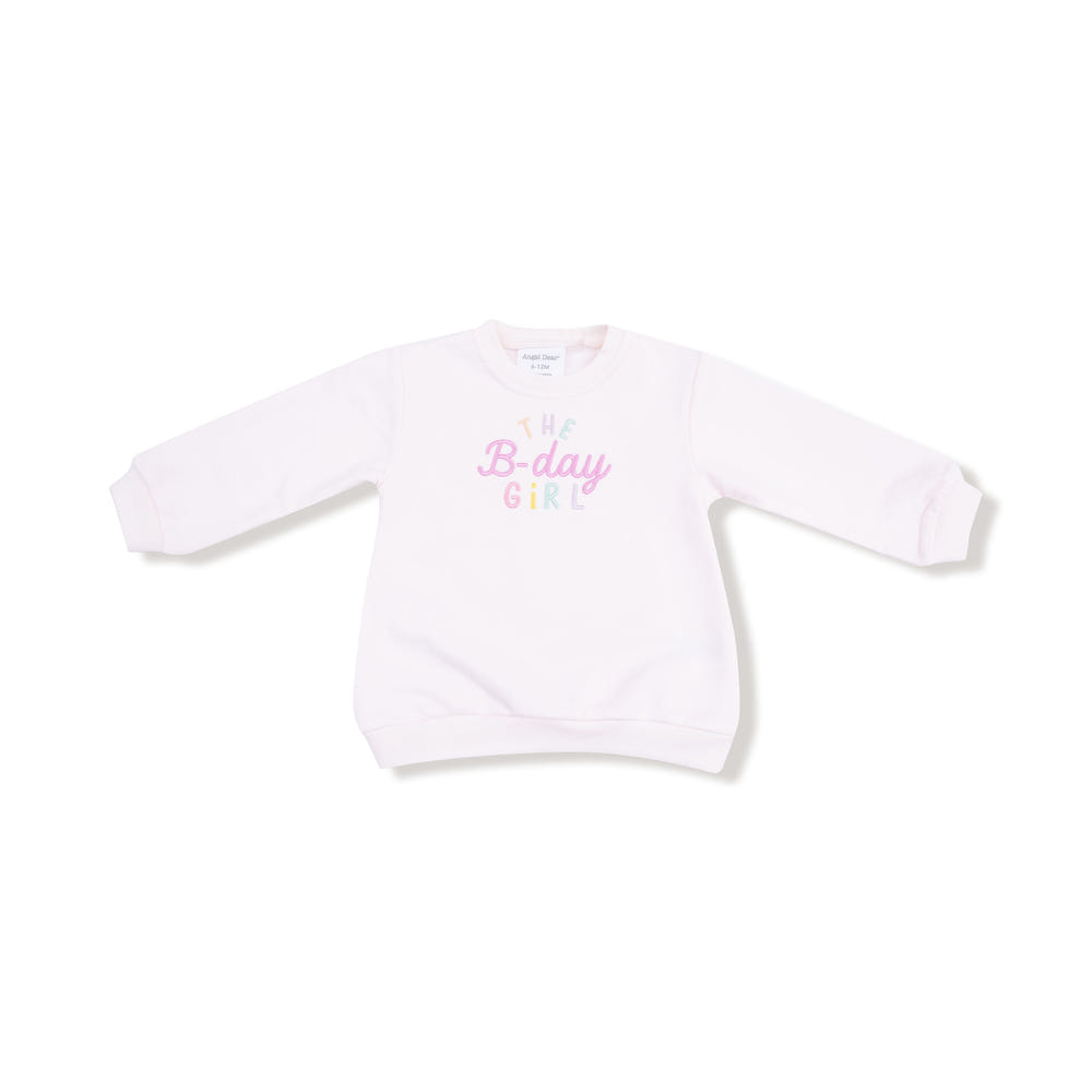 Oversized birthday sweatshirt for babies, perfect for celebrations and cozy comfort.