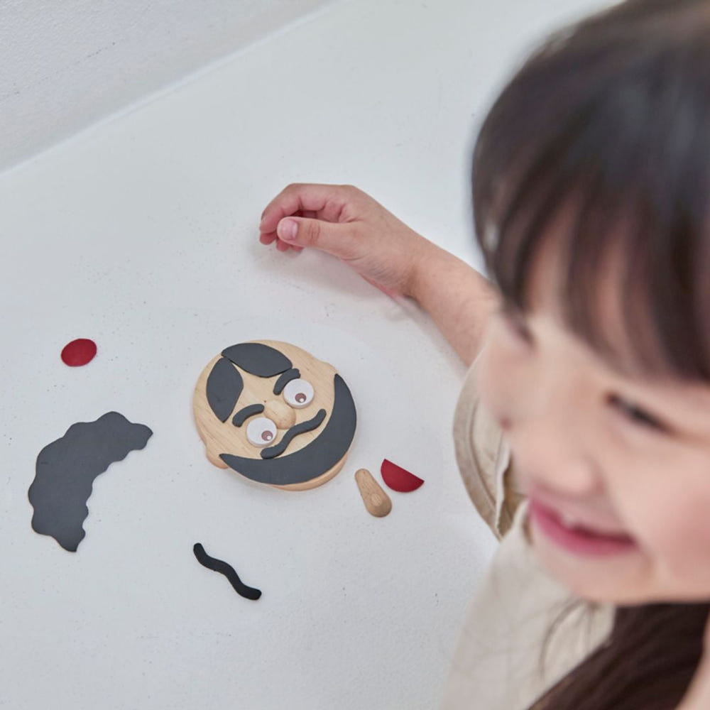 Mini Build A Face furniture for babies, featuring colorful, customizable face designs for playful decor.