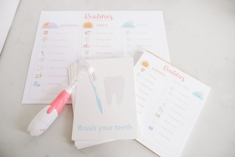 "Morning Routine Flashcards for babies, promoting fun learning and daily habits in a colorful design."
