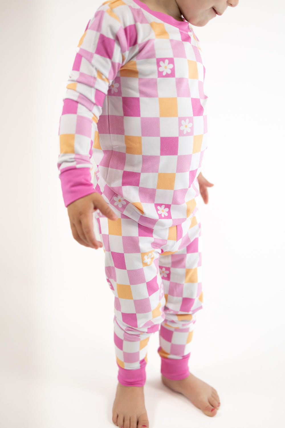 Lazy Daisy 2.0 Set for babies, featuring soft bedding and sleep essentials for a cozy nursery.