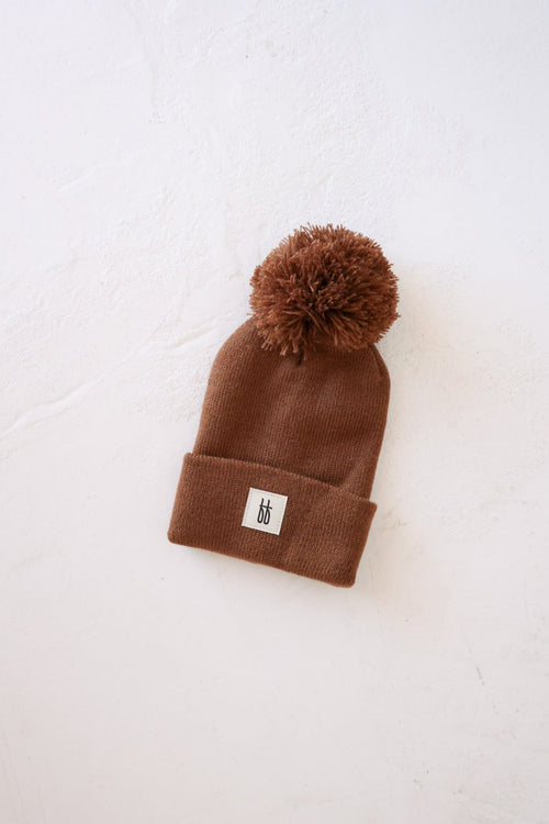 Chestnut ff Knit Pom Top Beanie for babies - cozy and stylish headwear for little ones.