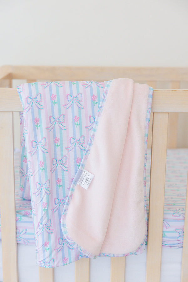 Lila - Plush Blanket