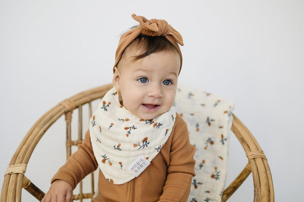 Cream Floral Muslin Bib