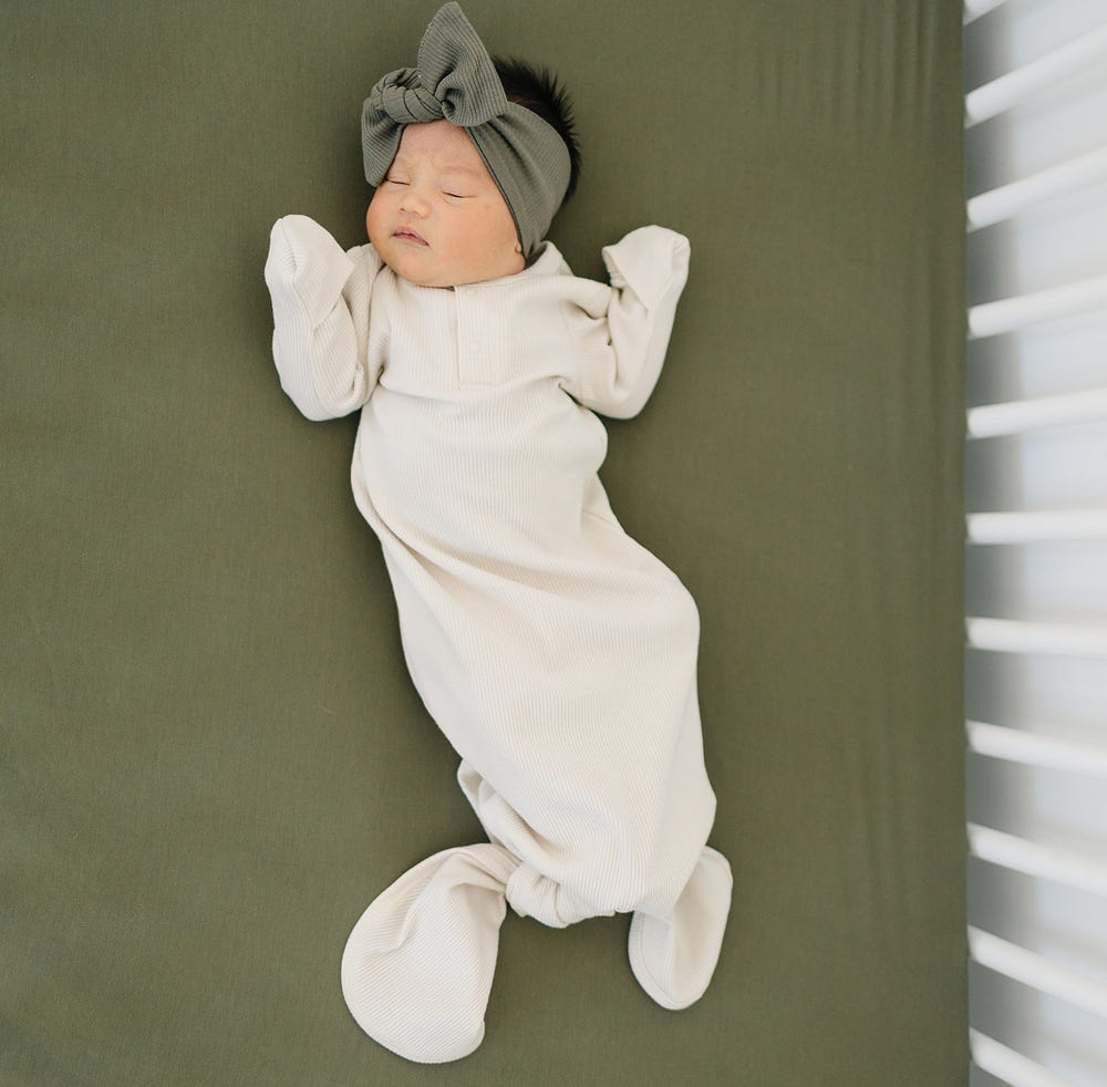 Vanilla Organic Cotton Ribbed Knot Gown - MOOGCO Baby