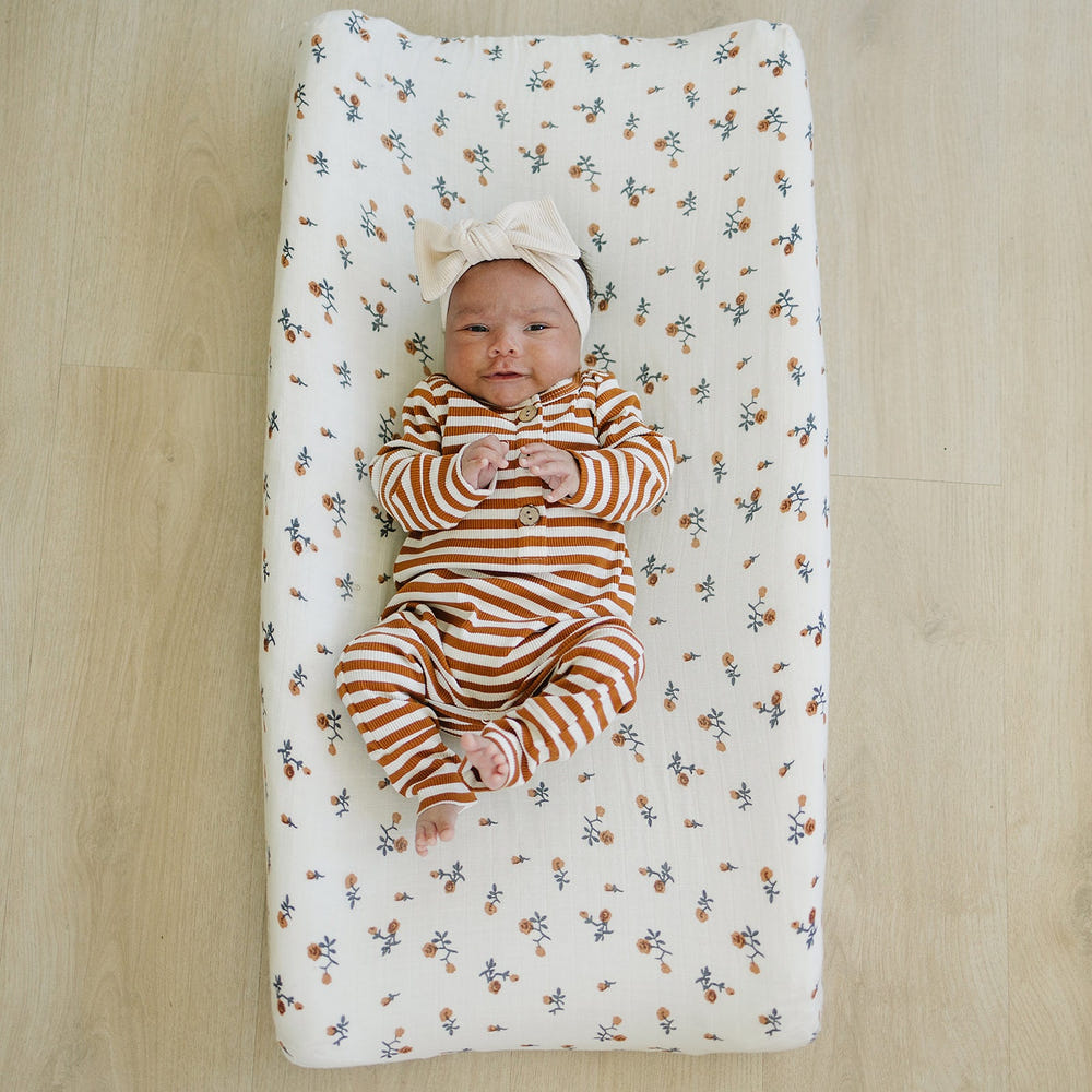 Cream Floral Muslin Changing Pad Cover - MOOGCO Baby