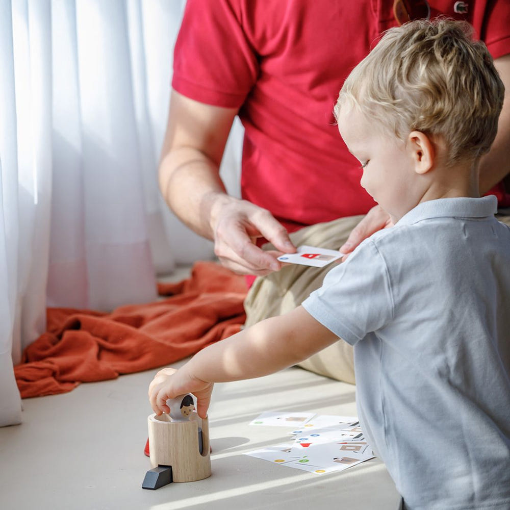 "Spatial Rocket: Engaging early learning toy for sensory play, perfect for stimulating babies' curiosity and development."