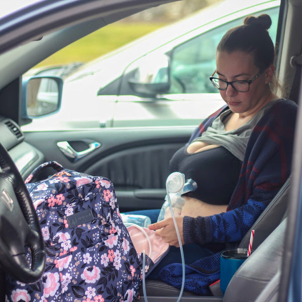 Sarah Wells Kelly Breast Pump Backpack & Tote  – Insulated Pocket, Laptop Sleeve & Easy-Clean Interior – Fits All Pumps for Moms
