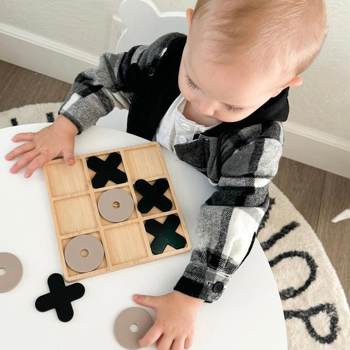 Silicone & Beechwood Tic Tac Toe game for babies, perfect for playtime and development.