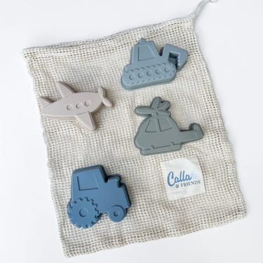 Brayden Silicone Sand Mold Set for creative beach play, featuring colorful molds for fun sandcastle building.