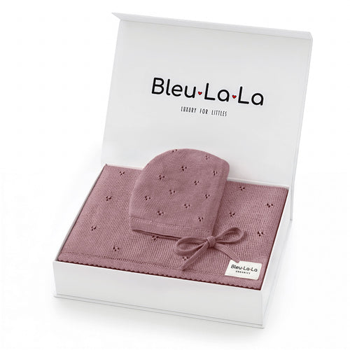 Organic Pointelle Swaddle Blanket + Hat Gift Set - MOOGCO Baby