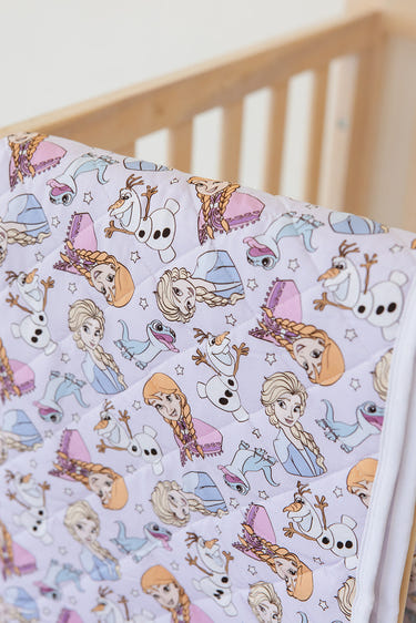 Eternal Winter quilted baby blanket, soft and cozy swaddle for warmth and comfort. Perfect for newborns and infants.