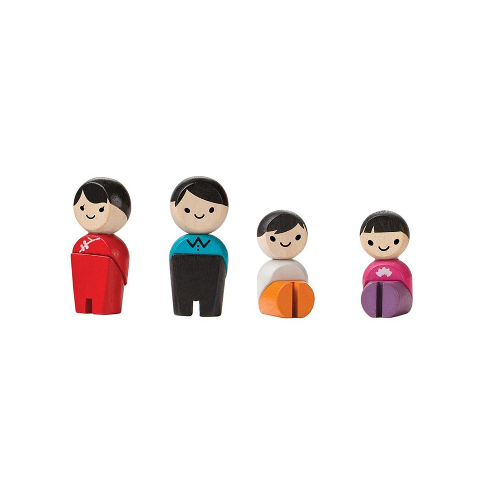 Fair skin tone family dolls for imaginative pretend play, perfect for nurturing creativity in children.