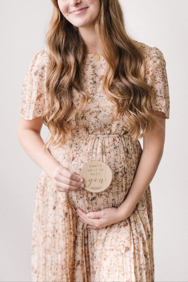 Beige Floral Pleated Short Sleeve Chiffon Maternity Midi Dress