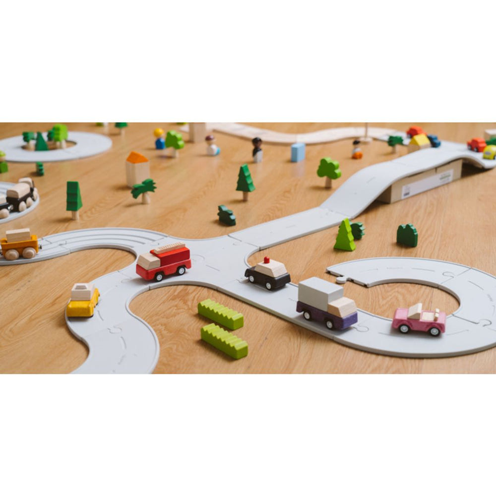 Planworld Vehicle Set for babies - colorful toy cars and trucks for imaginative play and entertainment.