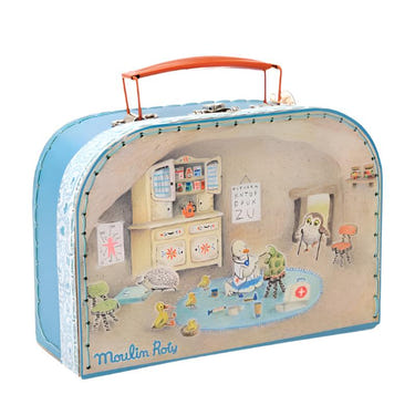 Moulin Roty Doctor’s Medical Set suitcase for kids, colorful and fun, perfect for imaginative play.