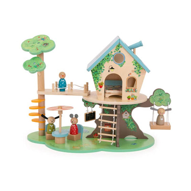Wooden Tree House The Big Family