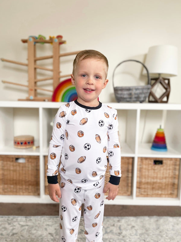 Dream Team Set sleepsuits and pyjamas for babies, featuring soft fabric and adorable designs for comfortable sleep.