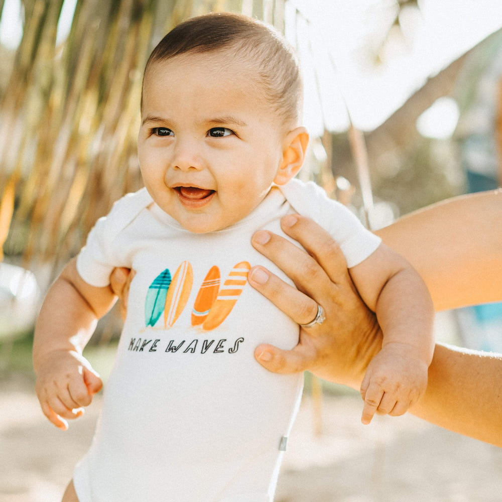 Graphic bodysuit "Make Waves" - Short Sleeve Onesie for stylish baby outfits.