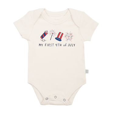 Graphic bodysuit for babies celebrating their first 4th of July, featuring festive designs and short sleeves.