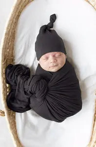 Swaddle Blanket and Hat Set - Black - MOOGCO Baby