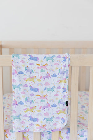 Elliana - Lightweight Blanket