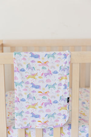 Elliana - Lightweight Blanket