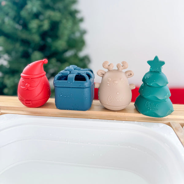 Holly Jolly Bath Toys