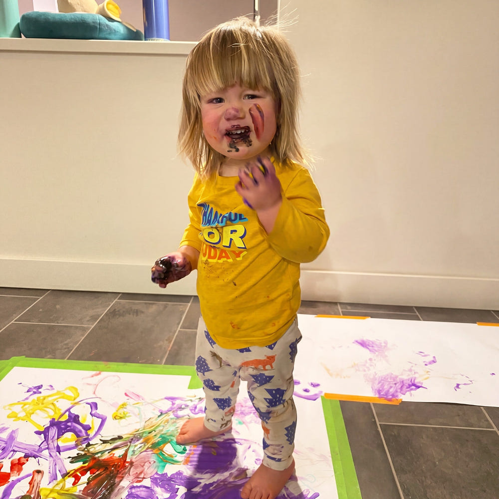 Long-lasting, non-toxic finger paint for babies - safe, shelf-stable, and perfect for creative play.