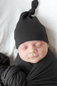 Swaddle Blanket and Hat Set - Black - MOOGCO Baby