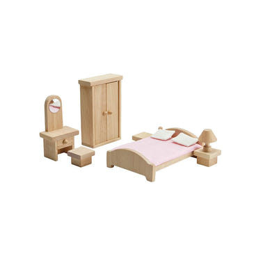 Classic baby bedroom décor and accessories for a cozy, stylish nursery.