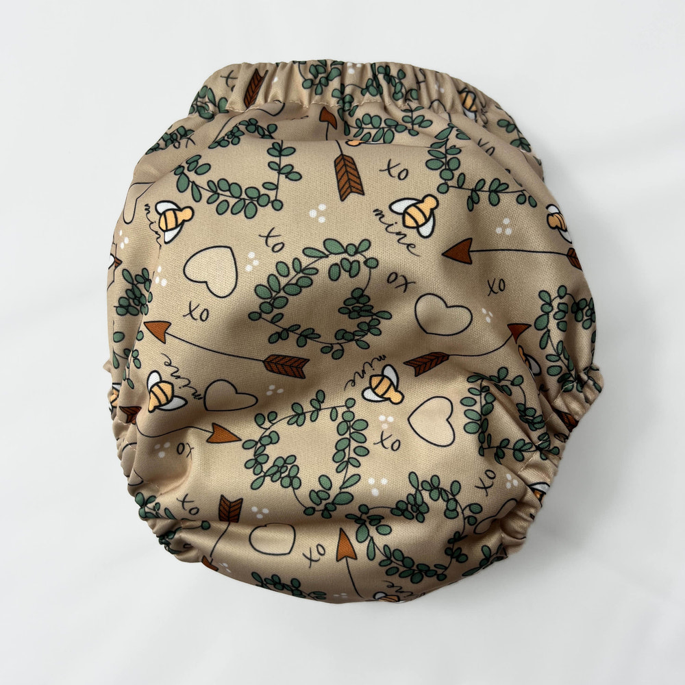 Wildling AIO (newborn) - Love Bees - MOOGCO Baby