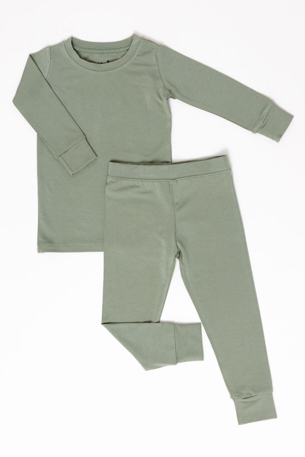 Acadian CloudBlend™ Long Sleeve Pajamas Set for babies, soft and cozy sleepwear in a cute design.