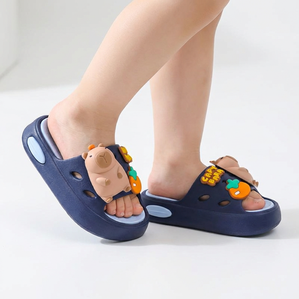 Capybara Kids Slippers – Soft & Non-Slip (Ages 2–9)