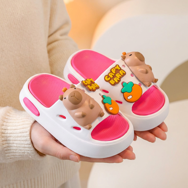 Capybara Kids Slippers – Soft & Non-Slip (Ages 2–9)