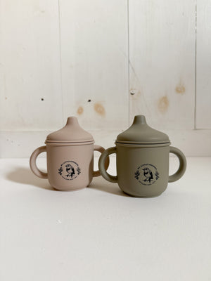 Sippy Cups/Baby sippy cups/Cups with handle