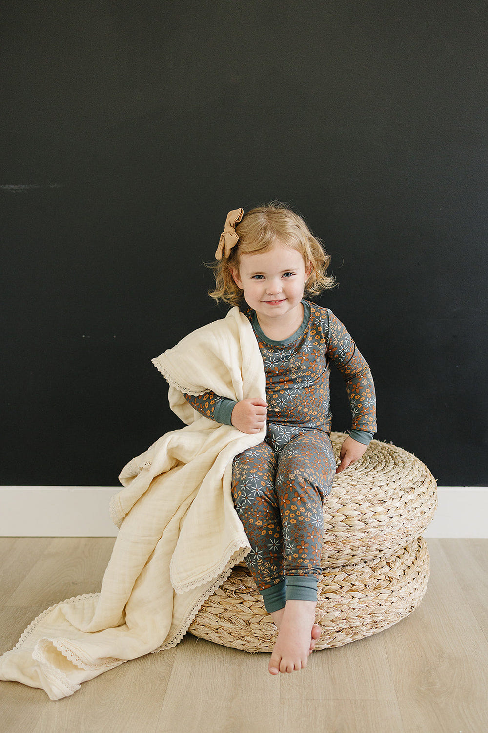 Cream Lace Muslin Quilt - MOOGCO Baby