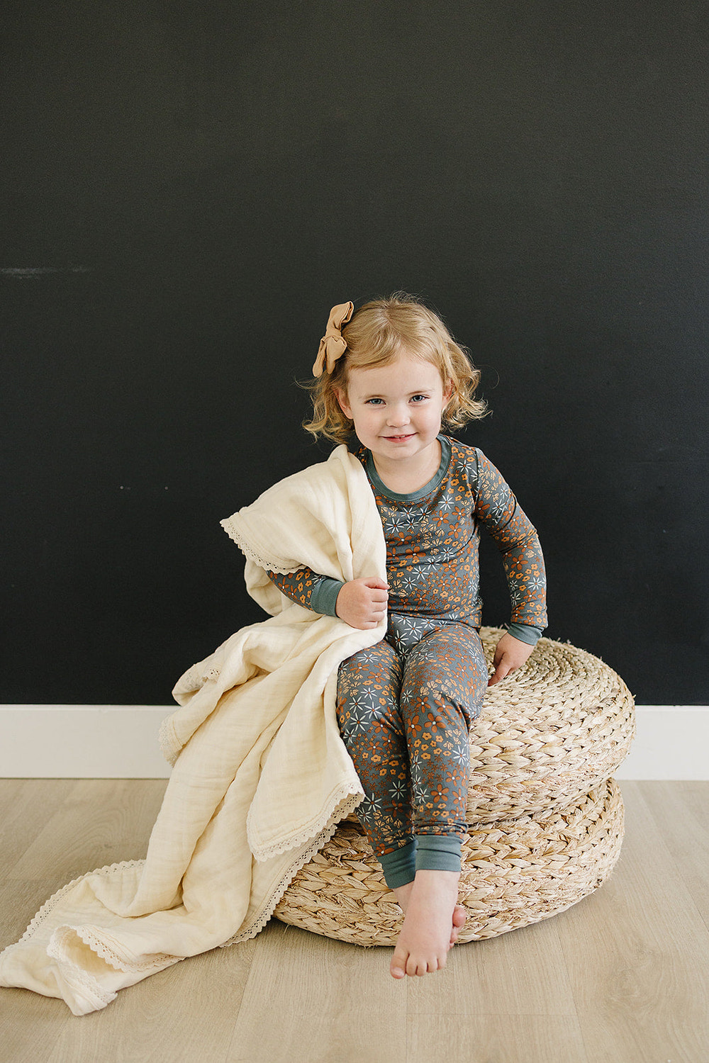 Cream Lace Muslin Quilt - MOOGCO Baby