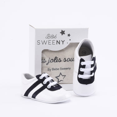 Boys White & Navy Blue Leather Pre-Walker Trainers - MOOGCO Baby