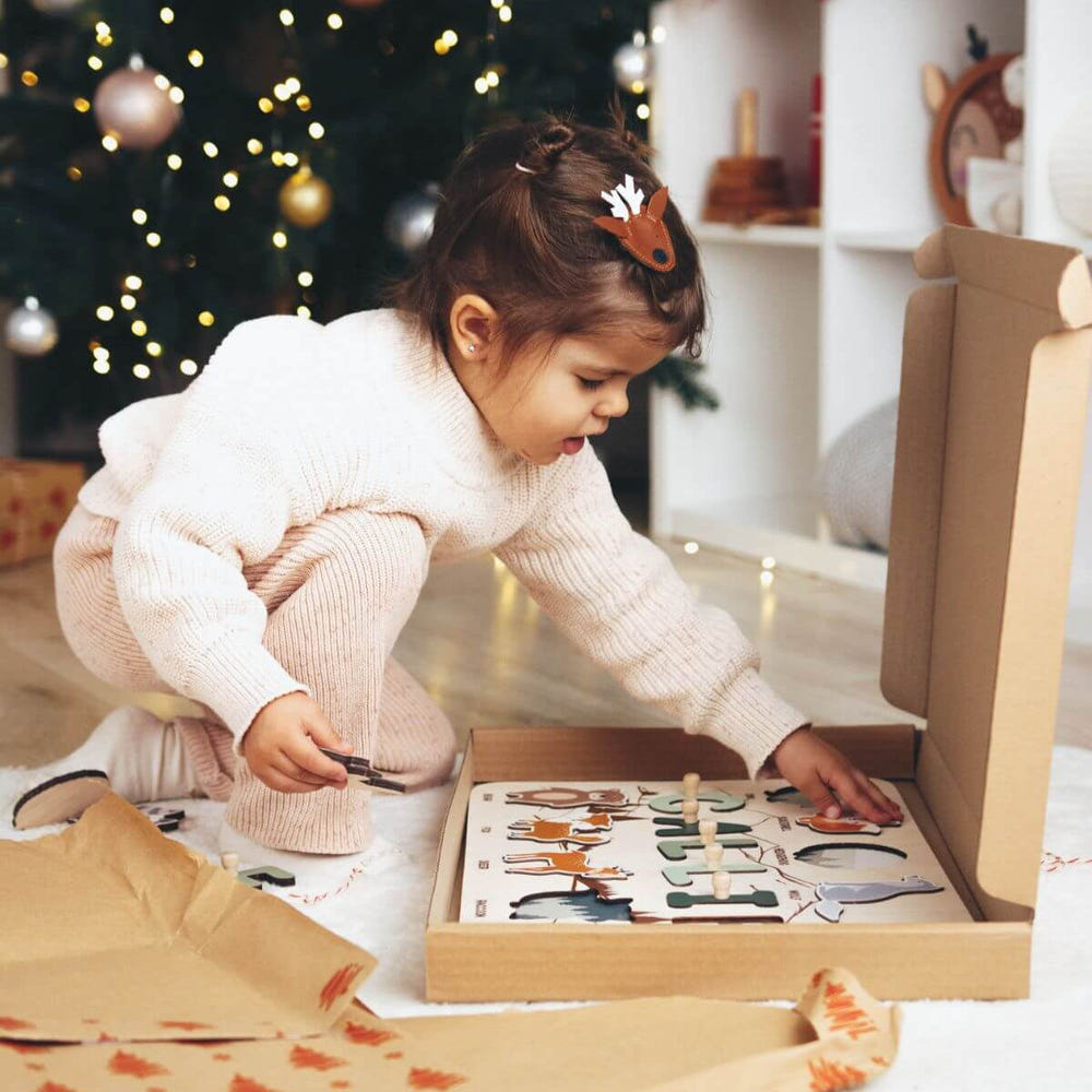 Baby's First Christmas Gift (B2B)
