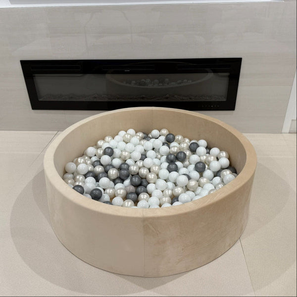 Oversized Ball Pit with 400 BPA-Free Balls