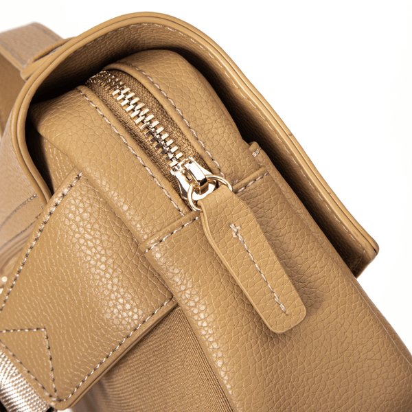 Leather Fanny Bag Travel Bag - On-the-Go Travel Pack (Beige)