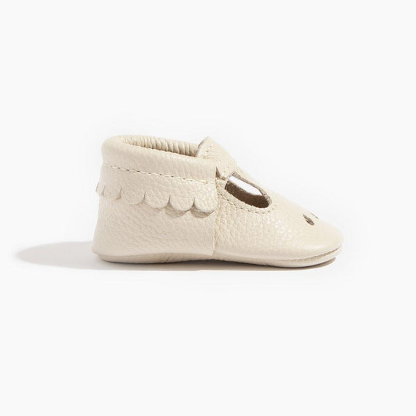 Newborn Birch Mary Jane baby shoe in angle 2, featuring a classic design and soft materials for comfort.