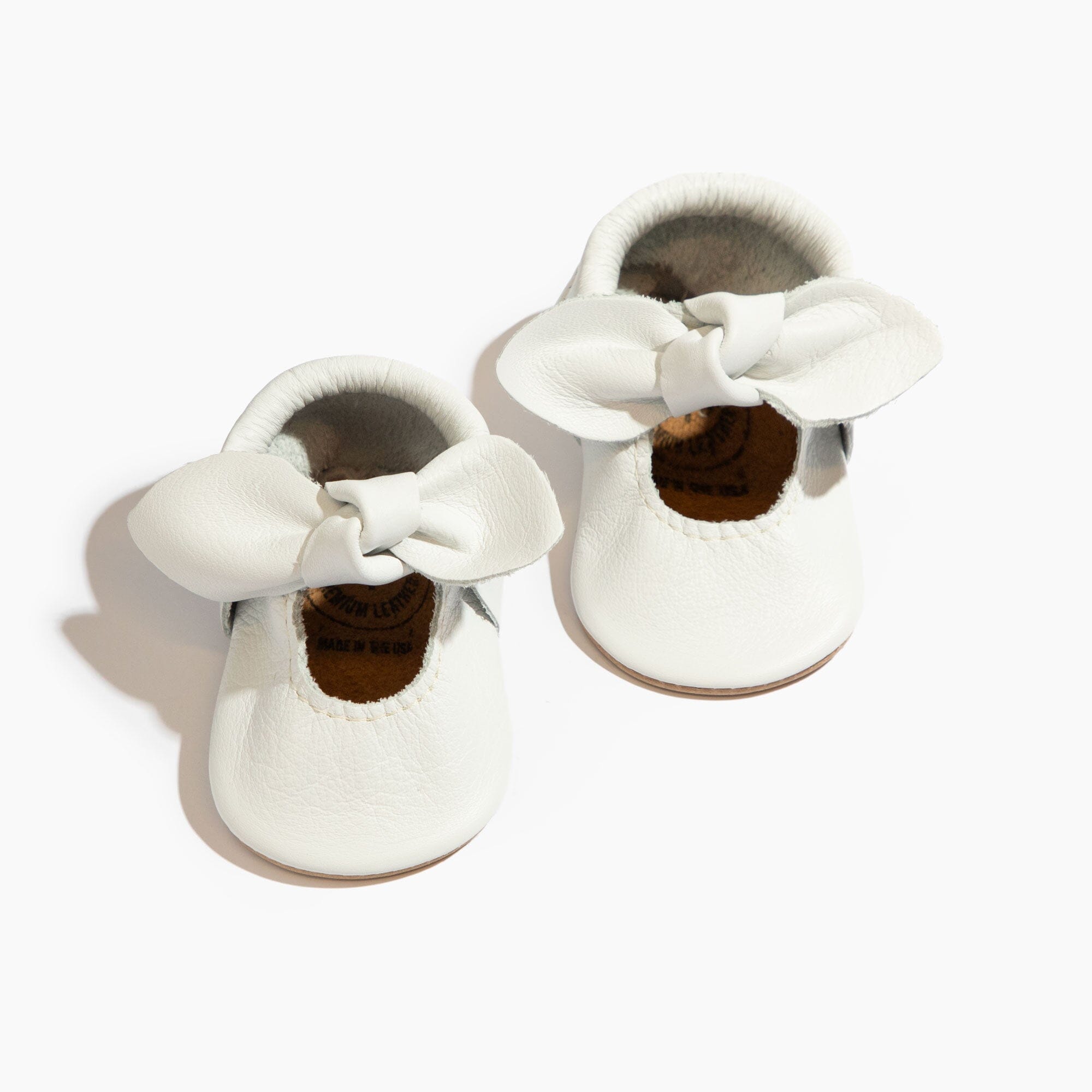 Toasted Bright White Knotted Bow Baby Shoe ... | MoogCo Baby