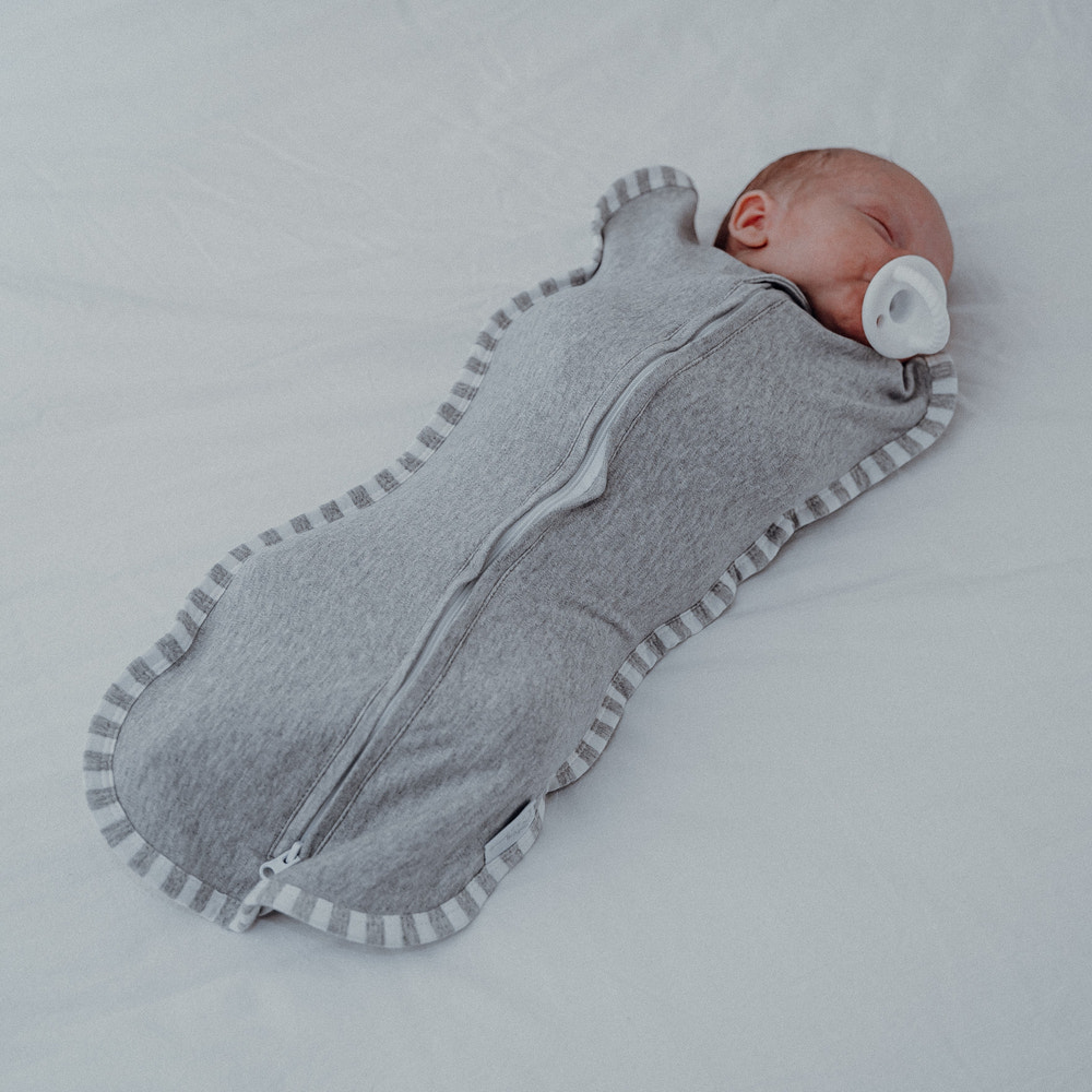 Easy Zipper Swaddle Blankets in Grey