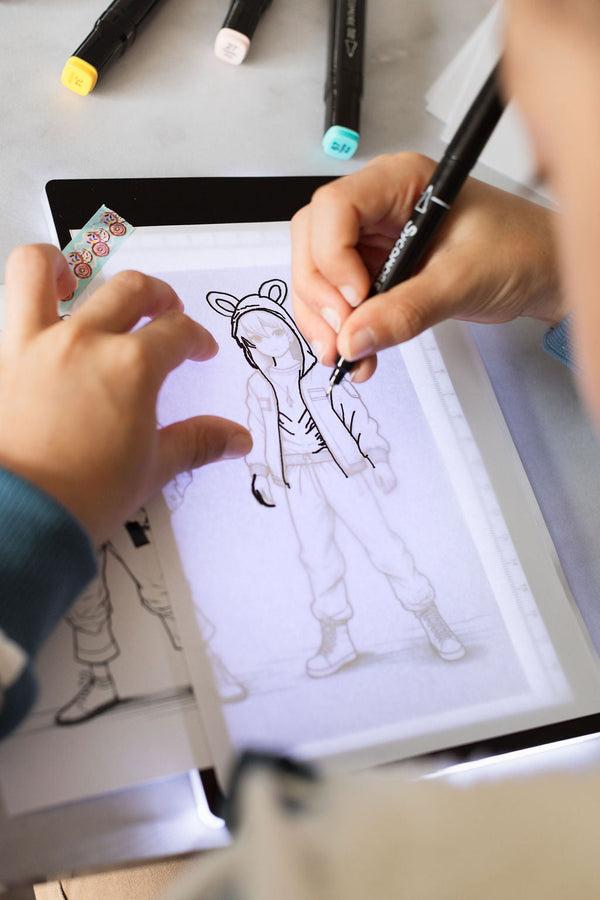 Manga - XL Rechargeable Led Light Pad - Create Your Manga Characters - 10y+