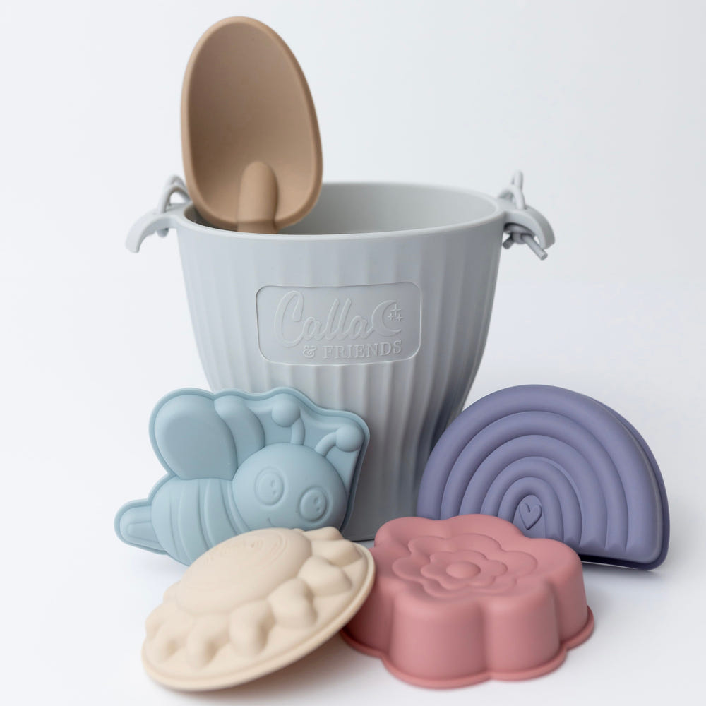 Allison Silicone Beach Toy Set for babies, featuring colorful sand toys for fun at the beach.